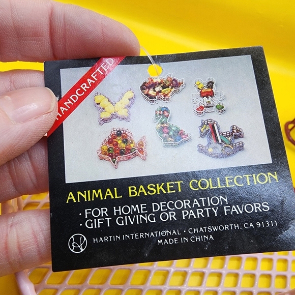 2 Vtg Rocking Horse Wire Baskets Desk Organizers Red Pink 5.5 Inch - Picture 3 of 5